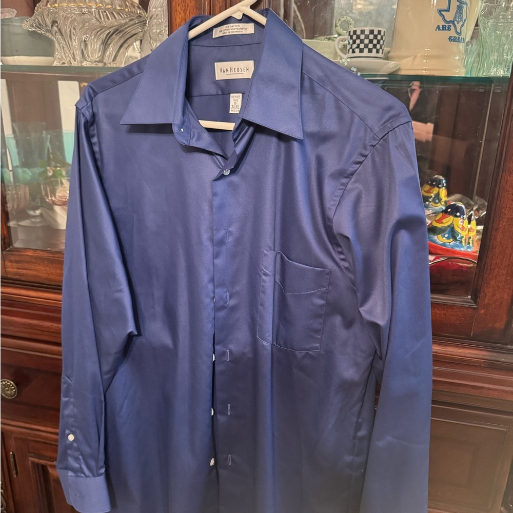 Van Heusen Men's Deep Blue Dress Shirt
